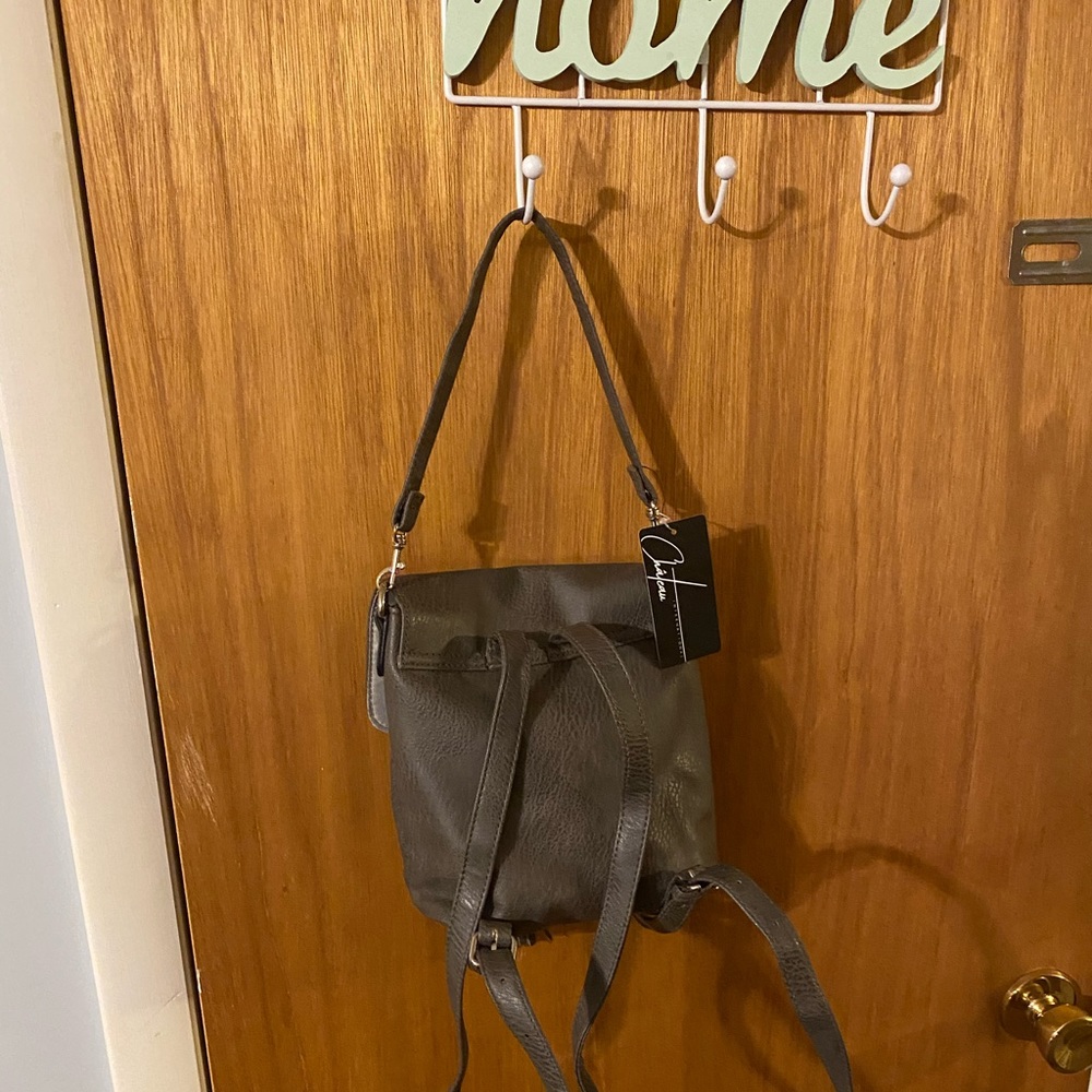 Small backpack - Picture 2 of 3